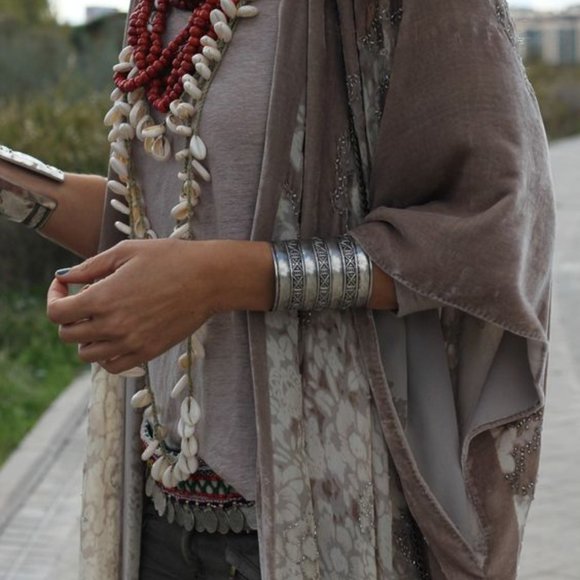 Meet your Posher, Liana - Picture 5 of 16